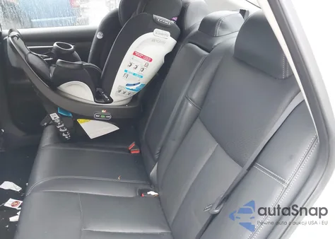 2017 Nissan Altima 2.5/S/Sv/Sl/Sr z USA, uszkodzony, nr VIN 1N4AL3AP0HC483580